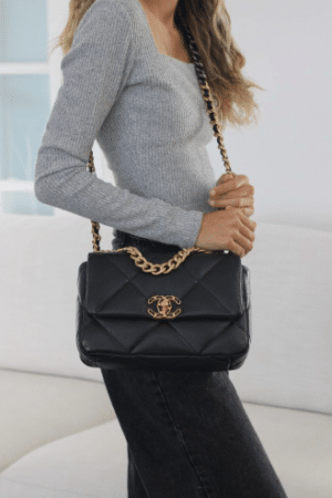 [베트남 출고] 샤넬 19 핸드백 AS1160